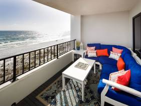 Surf Dweller 508 - Beachfront Boho