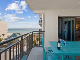 Casabella 504 on Okaloosa Island sleeps 10