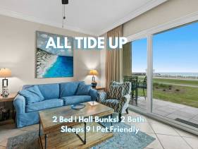 Beach Retreat 104 Pet friendly Destin with beach servic