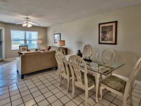 Gulf Front 2107 Maravilla  Pet Friendly  includes Beach