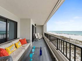 Surf Dweller 402 - Seashell Haven