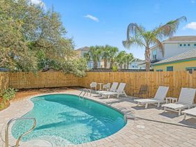 4BDR Luxury Beach House with Private Pool
