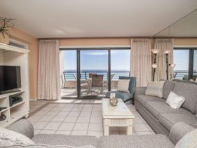 Emerald Towers Beach Resort 404