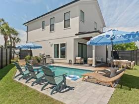 The Orchid Oasis: Brand New & Private Pool