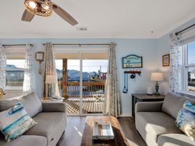 Maw-Maws Beach House