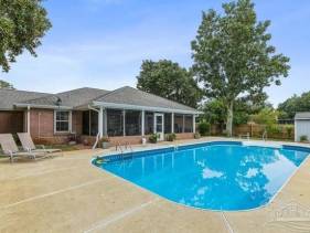 “Coastal Retreat” Cozy Home! Private Pool (heated) Sunr