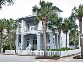 The Quarterdeck at Carillon
