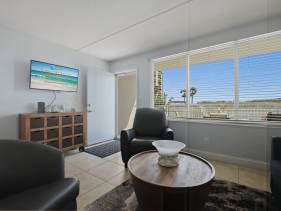 Island Surf #8 1st Floor + Poolside + Beachfront + Bea