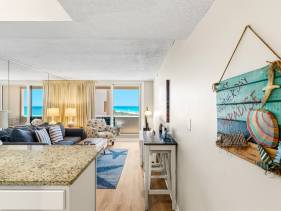 Jetty East 215a
