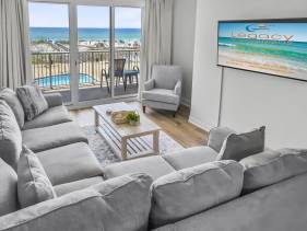 Summer Place #204 - 3 BR Beachfront Condo - Free Beach