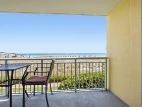 Pelican Isle Budget Friendly 1Bd Beachfront - Free Beac