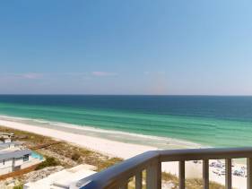 Beach Manor 1206