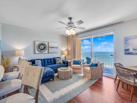 Splash 1604 West