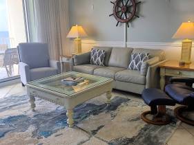 1204 - Free Beach Chairs and Amenity Package! 