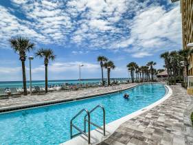 CALYPSO RESORT & TOWERS
