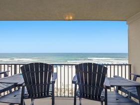 Emerald Towers West #4002 - Beachfront - 2 King Suites 