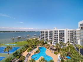 Gulf Shores Surf & Racquet Club 705B