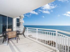 Blissful beachfront Palacio in Perdido Key!