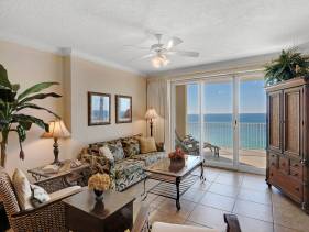 SPECTACULAR TROPICAL BEACH ESCAPE!!!