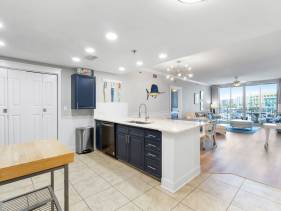 Waterscape A327 - 2 bedroom condo + bunkroom