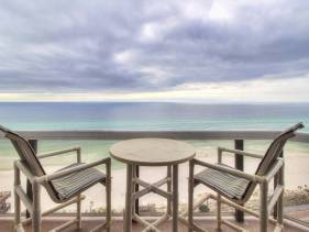 "DIAMOND IN THE SKY" OCEAN FRONT - 2 GUEST