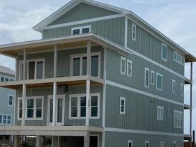 COCO LOCO ON CAPE SAN BLAS