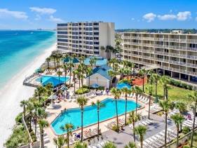 Pet Friendly 2 Bed Beach Front