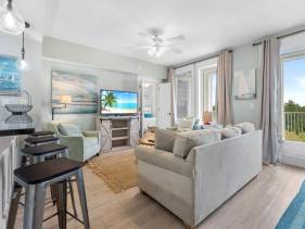 Stylish 2BR/2BA Resort Condo