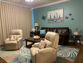 Treasure Island 2Bed 2Bath w/Beach Service