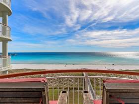 BEACHFRONT 5th floor condo - Poole Paradise