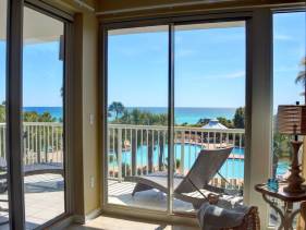 The Crescent 2BR 2BA Sleeps 6