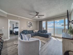 SPECTACULAR OCEAN VIEW!! - HUGE BALCONY!