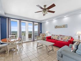 1538 Wraparound Balcony Sleeps 10  