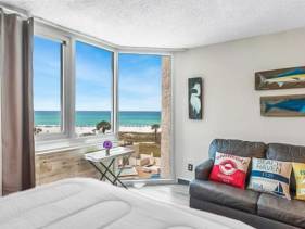 Beachfront Studio w/ Complimentary Chairs