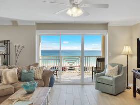 Unit A-402, Waterfront, 3-bedroom Condo!