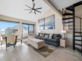 Stunning Gulf View Condo Steps to the Beach