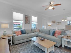 “Latitude Adjustment “ Stunning Beach Home! Kayak/Paddl
