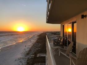 Beach Front--West corner unit on the 5th fL