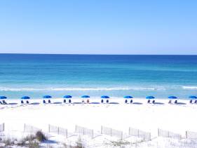 Cabana Club 306