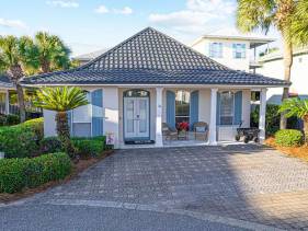 Sleeps 8, 3bd/2bth, Private Beach Access