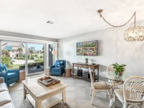 Seascape 143, EZ Beach/Pool access, 2BR/2BA