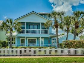 DEJA BLUE VACATION HOUSE