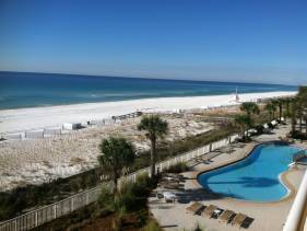 Luxurious Ocean Front Condo 4BR 3BA Sleeps10