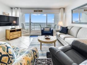 Beach House 201D - Gulf Front Resort!