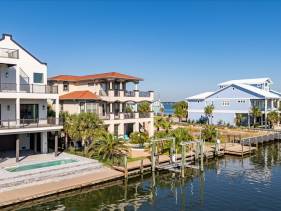 "Salty Sue" Luxury Waterfront Home, Pool, Boat Dock, Ga