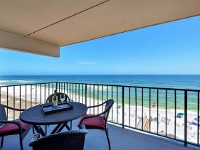 3/2 Beachfront East Corner Balcony 