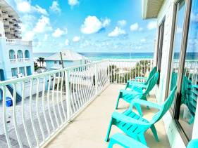 HUGE Beachside Villa Pool 7Br 4Ba Sleeps 23