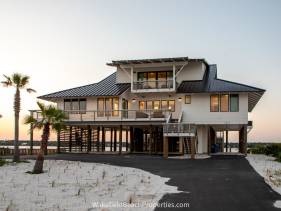 Upscale, Waterfront Home, Beach Access, Pool