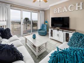 Summer Place 108 Beachfront and Poolside!!!