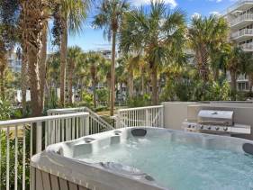 Destin West - Heron L-06